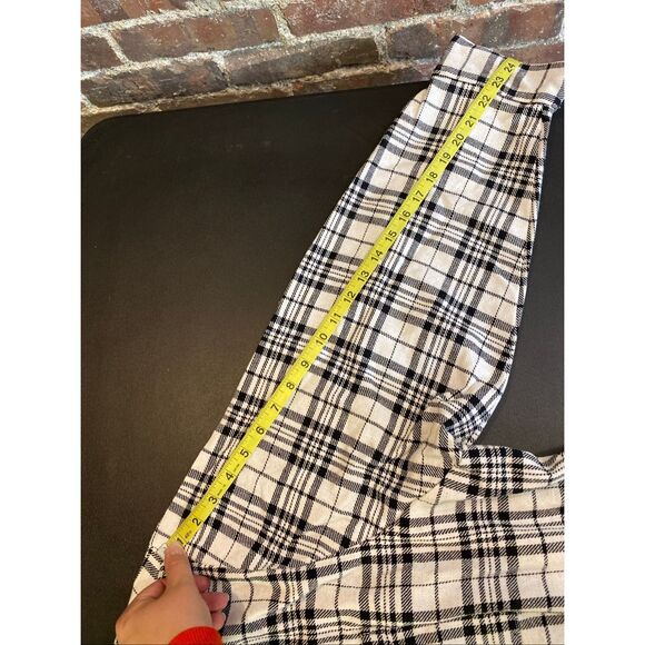 Seline Lounge • BRIDE • Black/White Plaid Flannel Tunic Button-down Ling Sleeve - Picture 16 of 16